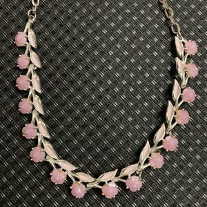 Rose Garden Motif Necklace -Vintage